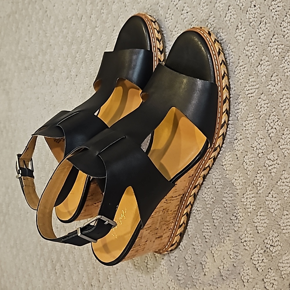 Crown Vintage Wedges Size 11 New!